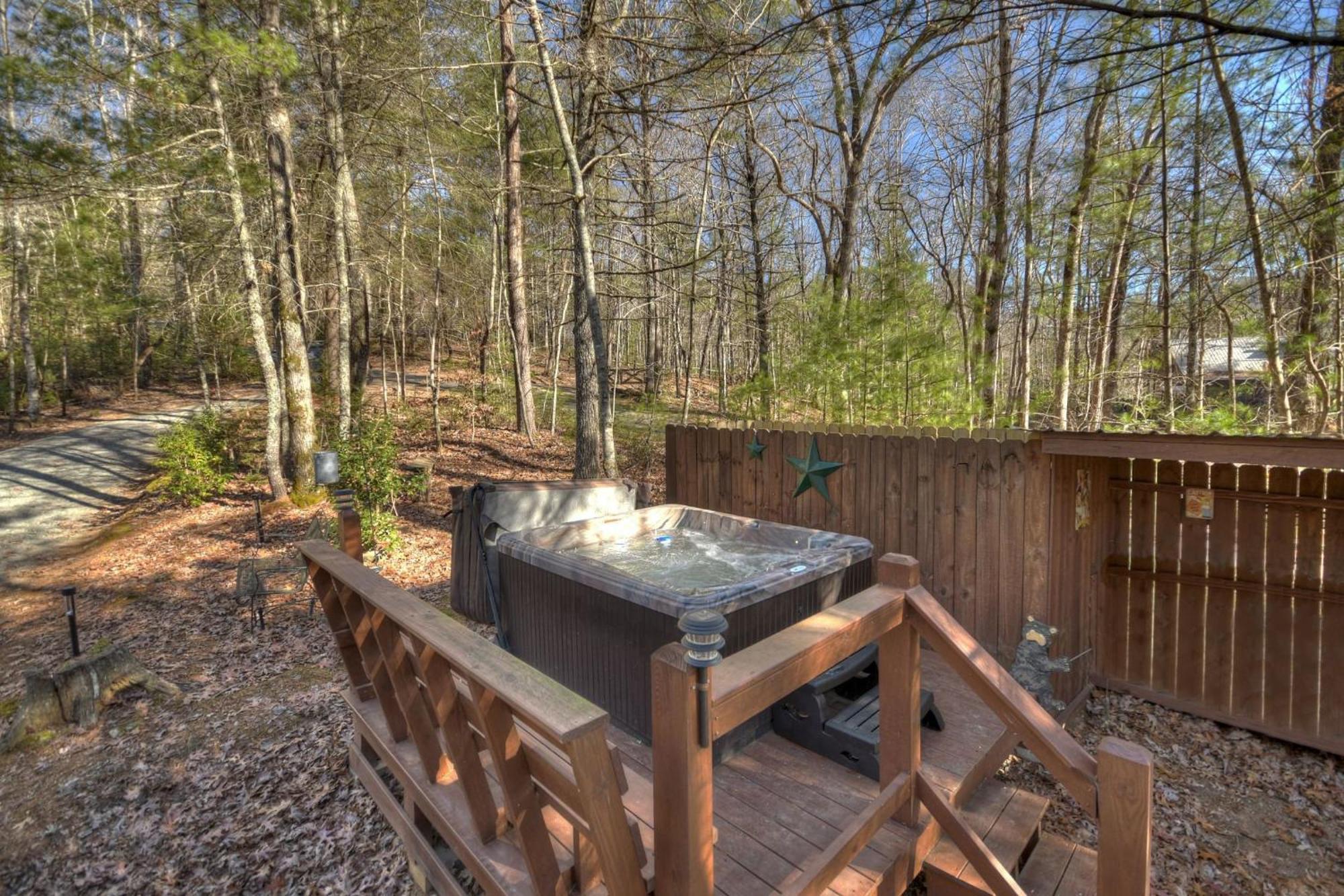 Knotty Pines Pet-Friendly Gas Fireplace Plus A Firepit Cherry Log Esterno foto
